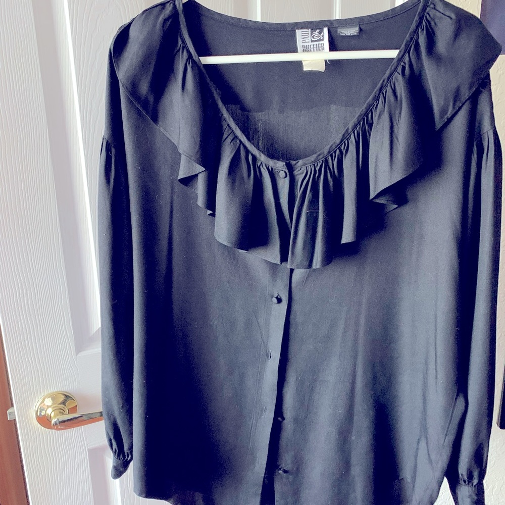 Like New, XS Black Blouse